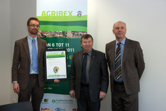 Philippe Jans (Biolectric), burgemeester Luc De Ryck en Michel Christiaens (Fedagrim)